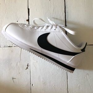 Nike Cortez Sneaker